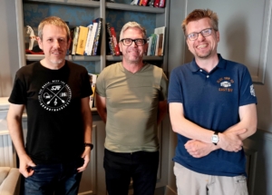 John Powell - Entrevista - Gorka Oteiza, John Powell, Anton Smit